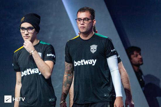 游戏行业反思：从逃离鸭科夫看未来发展方向